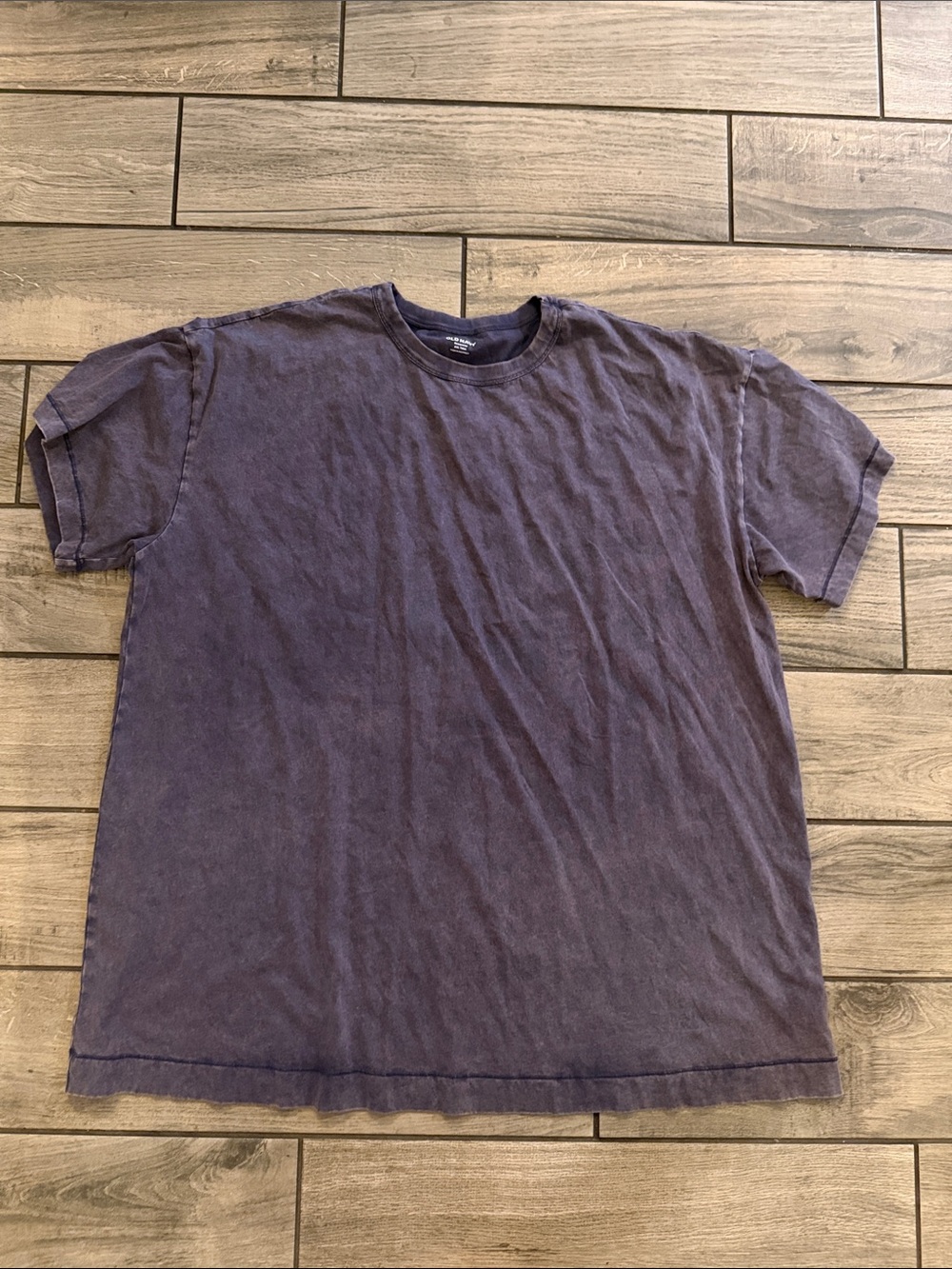Old Navy Women’s Faded Purple Crew Neck Tee